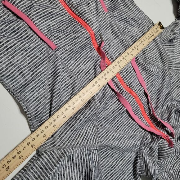 LUKKA LUXE GRAY WHITE LULULEMON TYPE ZIP JACKET MEDIUM M - Picture 4 of 11